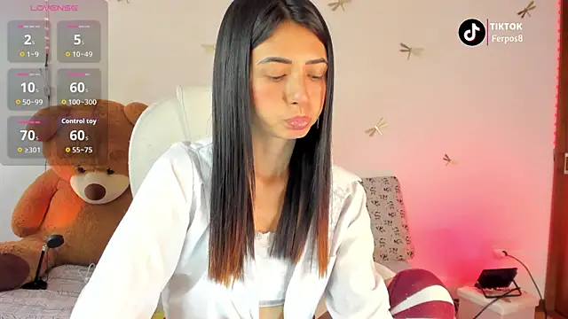 princessluna 19 online show from 10.21.25