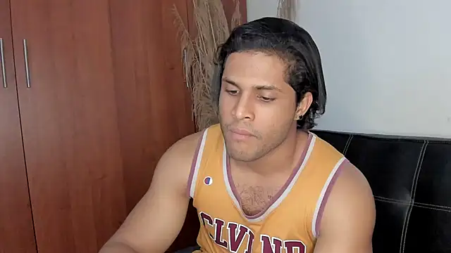 Evansdark1 online show from 10.23.25