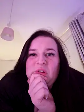 Curvaceouscarla online show from 01.06.26