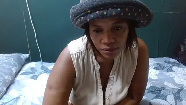 sexythae32 online show from 02.18.26