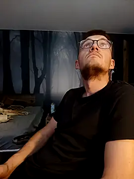 Snapshot of liema3156 chatting on 10.20.25 liema3156 online show from 10.20.25