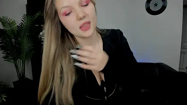 MariaRobinsone online show from 10.08.25