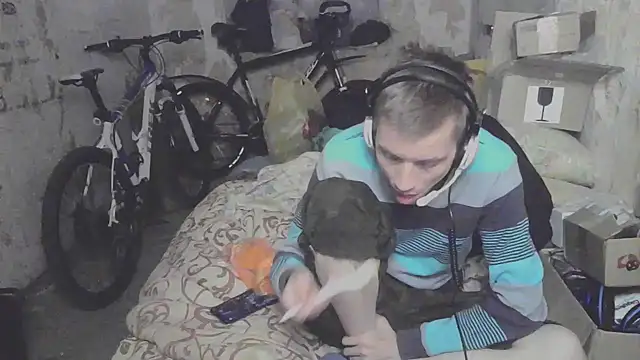 Snapshot of makarov1993 chatting on 10.03.25 makarov1993 online show from 10.03.25