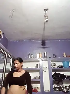 Snapshot of Hot_sonali chatting on 10.12.25 Hot sonali online show from 10.12.25