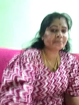 Snapshot of tamilaruvi chatting on 04.20.26 tamilaruvi online show from 04.20.26
