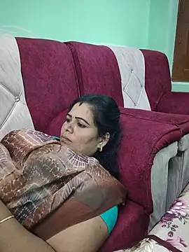 Snapshot of tamilaruvi chatting on 05.22.26 tamilaruvi online show from 05.22.26