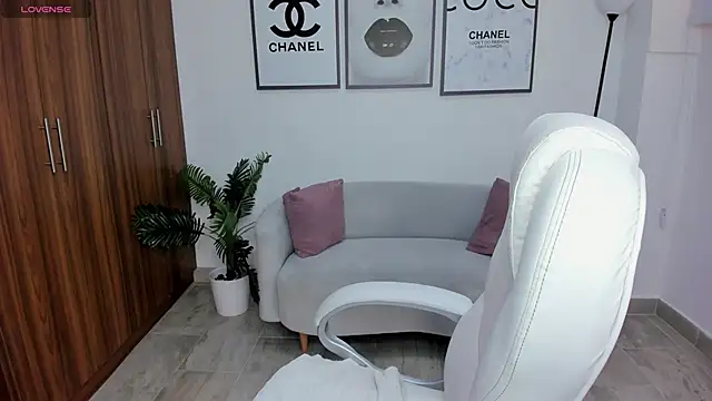 dafne hills online show from 10.19.25