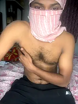 Snapshot of Fuckerboy19 chatting on 11.08.25 Fuckerboy19 online show from 11.08.25