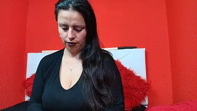 katherine blair online show from 10.17.25