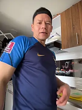 Manu0586 online show from 11.17.25