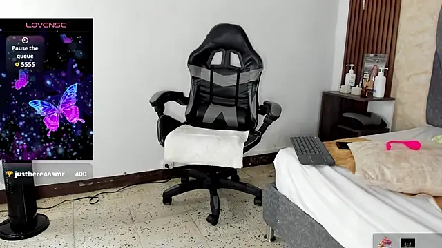 Cailinmilf online show from 09.12.25