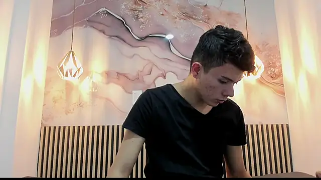 Snapshot of AndyFame1 chatting on 09.17.25 AndyFame1 online show from 09.17.25