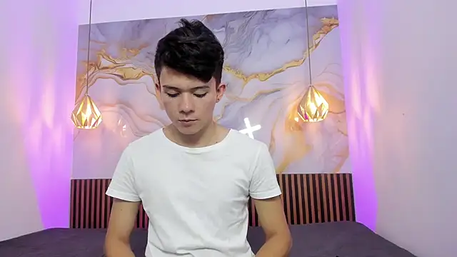 Snapshot of AndyFame1 chatting on 09.20.25 AndyFame1 online show from 09.20.25