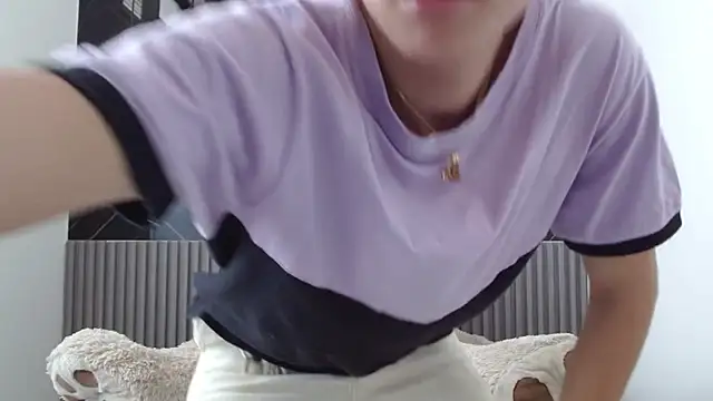 Snapshot of AndyFame1 chatting on 09.30.25 AndyFame1 online show from 09.30.25