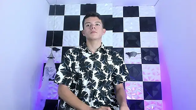 Snapshot of AndyFame1 chatting on 10.27.25 AndyFame1 online show from 10.27.25