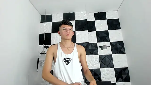 Snapshot of AndyFame1 chatting on 10.30.25 AndyFame1 online show from 10.30.25