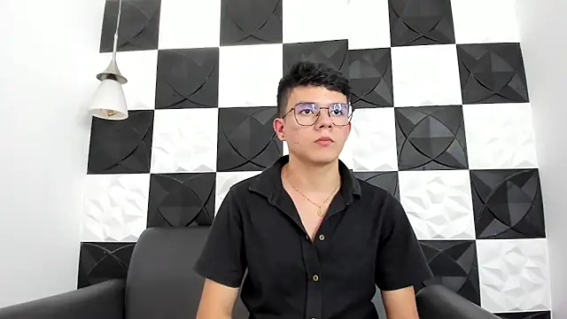 AndyFame1 online show from 12.17.25