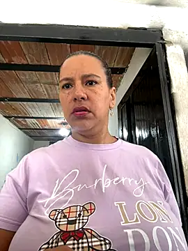 Mara luxx online show from 10.11.25