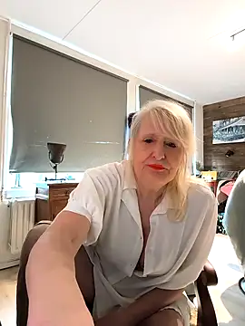 SexyKato001 online show from 10.16.25