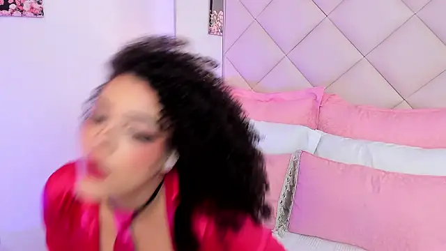 Snapshot of LilBoonew chatting on 11.07.25 LilBoonew online show from 11.07.25