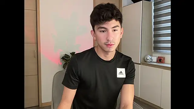 sweettaaron01 online show from 10.07.25