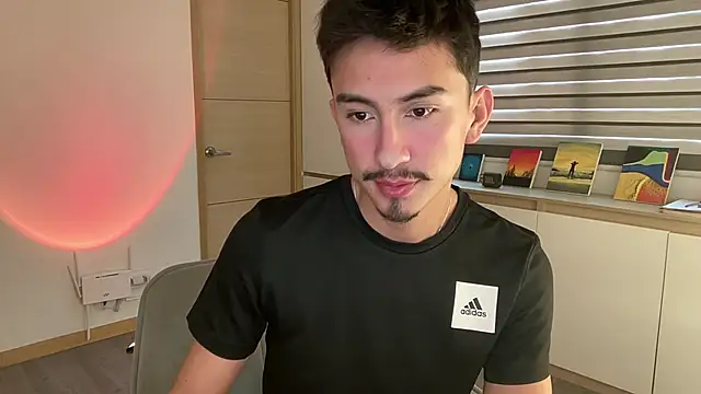 sweettaaron01 online show from 11.10.25