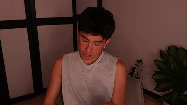 sweettaaron01 online show from 06.19.26