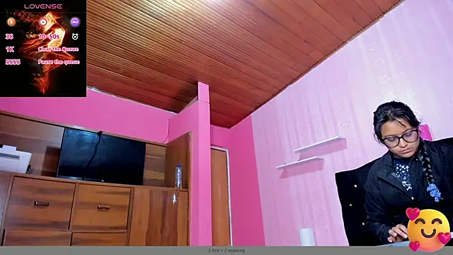 Azul Moon online show from 09.17.25