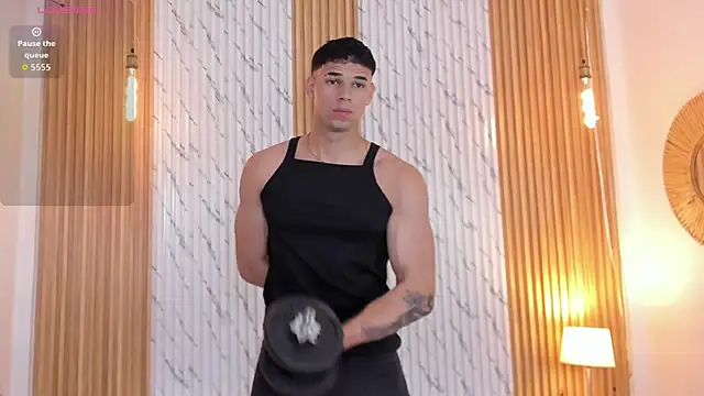 Snapshot of thomas_walker0 chatting on 10.02.25 thomas walker0 online show from 10.02.25