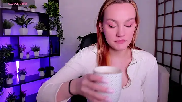 Snapshot of Ida_FaneStain chatting on 02.08.26 Ida FaneStain online show from 02.08.26