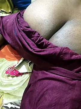 Dassing strip couple online show from 03.12.26