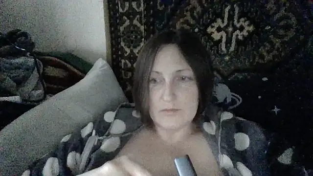 Snapshot of AllaSowinskaya chatting on 11.09.25 AllaSowinskaya online show from 11.09.25