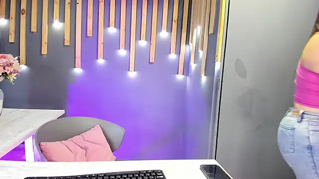 Snapshot of biianca_rose chatting on 05.23.26 biianca rose online show from 05.23.26
