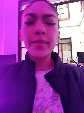 Victoria Beaumont online show from 04.08.26