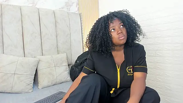 kiarazafira online show from 09.12.25