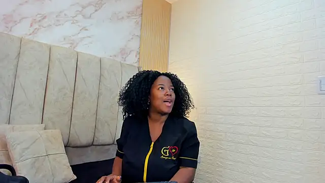 kiarazafira online show from 09.17.25