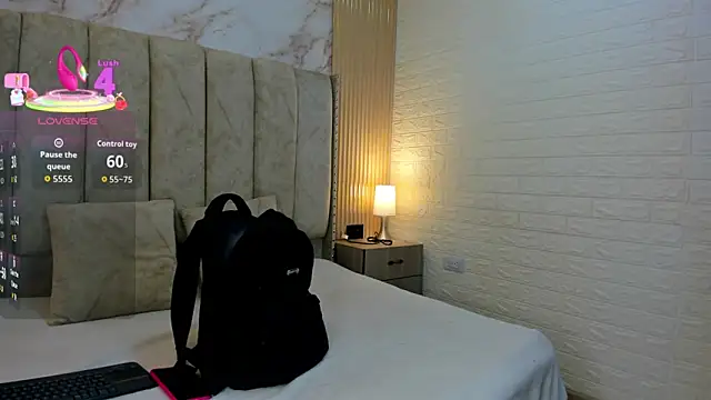 kiarazafira online show from 09.18.25