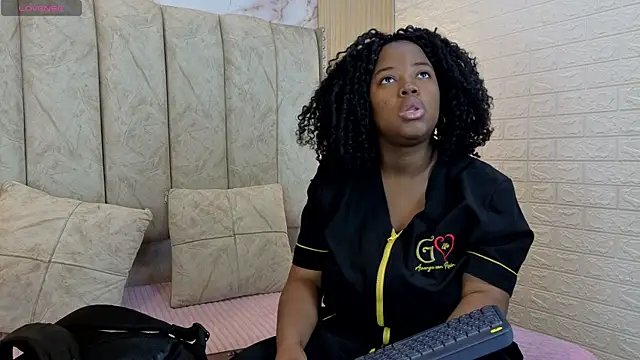 kiarazafira online show from 10.07.25