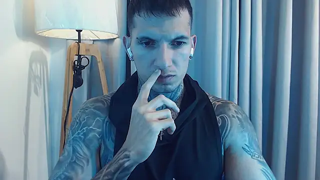 Snapshot of Shane_Clay chatting on 09.17.25 Shane Clay online show from 09.17.25