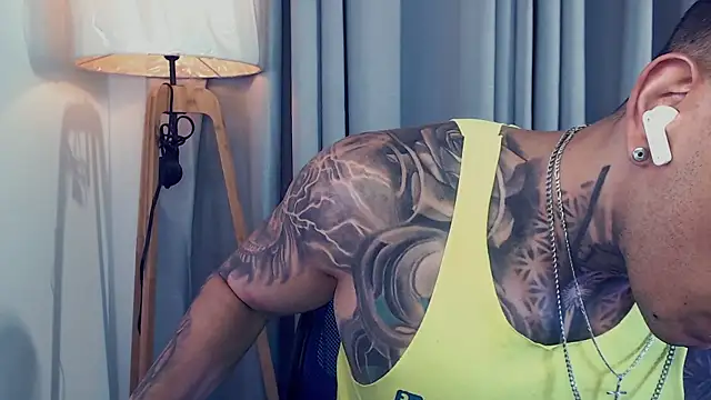 Snapshot of Shane_Clay chatting on 09.19.25 Shane Clay online show from 09.19.25