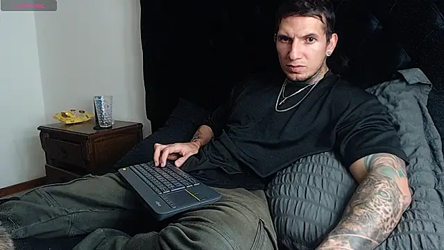 Shane Clay online show from 02.08.26