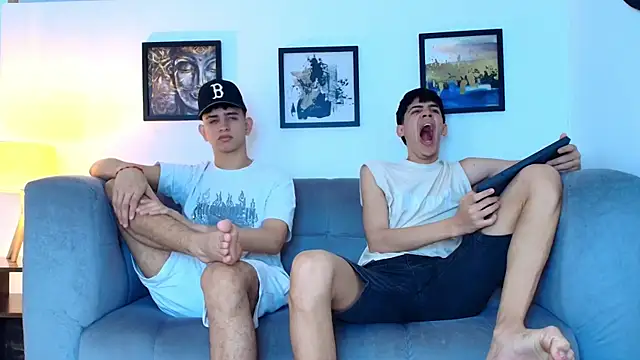 TWINKS FRIENDS online show from 04.07.26