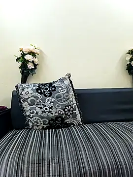 Snapshot of Iampriyaaa15 chatting on 10.01.25 Iampriyaaa15 online show from 10.01.25