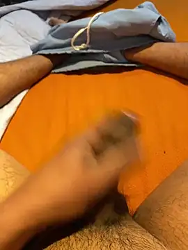 Snapshot of girlslvrs chatting on 02.01.26 girlslvrs online show from 02.01.26