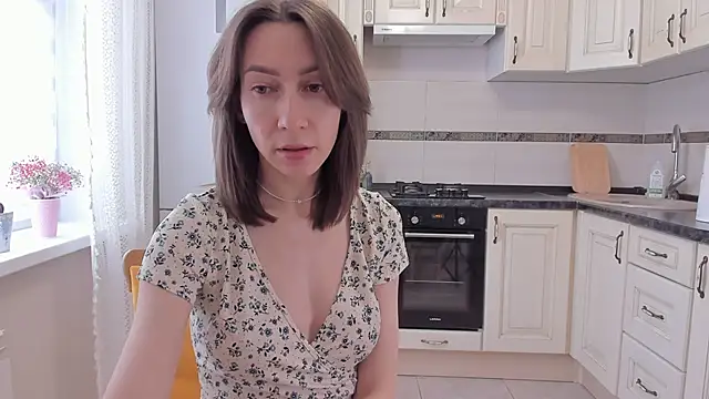 GoodGlamorGirl online show from 04.15.26