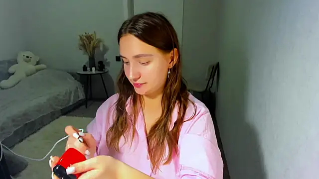 Wise Bunny online show from 07.09.26