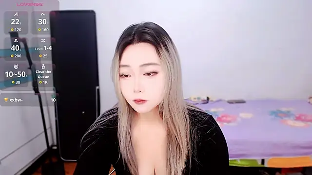 Snapshot of Stella7171 chatting on 11.20.25 Stella7171 online show from 11.20.25