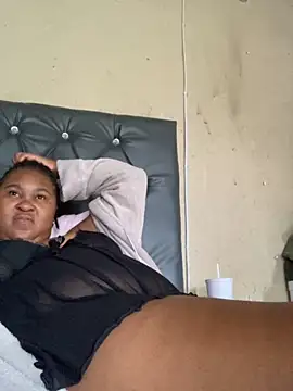 ChubbyAssyiyer online show from 11.05.25