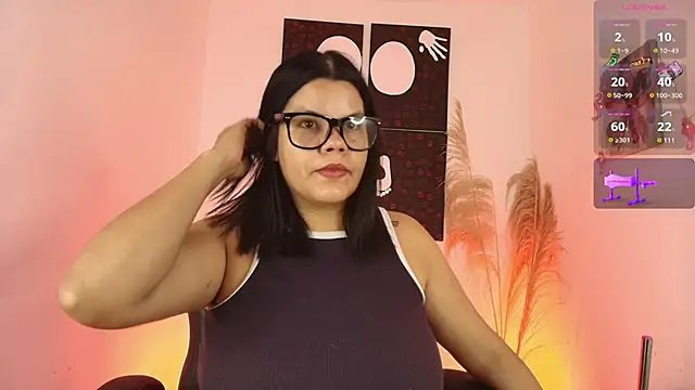 Iamlola  online show from 09.26.25