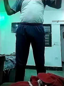 Dickdelhi online show from 10.03.25